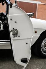 Image 42/66 of Alfa Romeo 1750 Spider Veloce (1968)