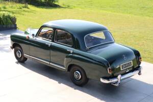 Image 14/50 of Mercedes-Benz 180 D (1958)