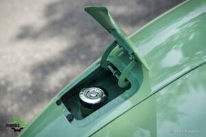 Image 36/60 de Jaguar E-Type (1969)