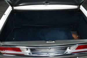 Image 24/30 of Mercedes-Benz 500 SL (1985)