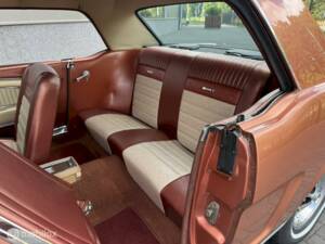 Image 18/33 of Ford Mustang GT (1966)