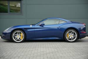 Image 6/50 of Ferrari California T (2015)