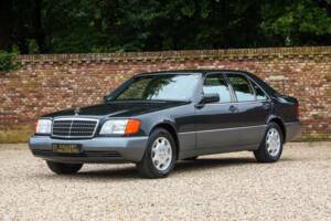 Bild 17/50 von Mercedes-Benz 400 SE (1991)