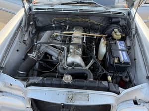 Immagine 4/27 di Mercedes-Benz 280 SE (1971)