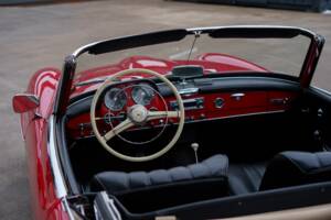 Bild 4/5 von Mercedes-Benz 190 SL (1960)