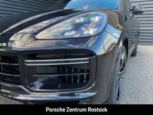 Imagen 31/31 de Porsche Cayenne Turbo S E-Hybrid (2020)