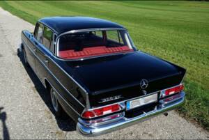 Image 5/20 of Mercedes-Benz 300 SE (1962)
