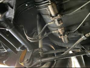 Image 7/10 of Volvo 1800 E (1972)