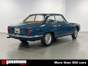 Image 6/15 of Alfa Romeo 2600 Sprint (1965)