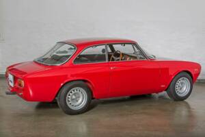 Immagine 9/31 di Alfa Romeo Giulia GTA 1300 Junior (1968)