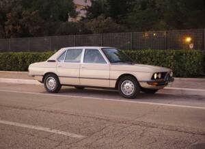 Afbeelding 16/50 van BMW 525 (1975)