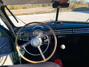 Image 2/8 of Volvo PV 444 (1953)