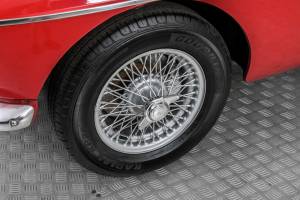 Afbeelding 28/50 van MG MGB (1973)