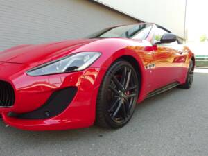 Image 26/99 of Maserati GranCabrio Sport (2015)