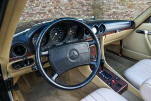 Image 38/50 de Mercedes-Benz 420 SL (1986)