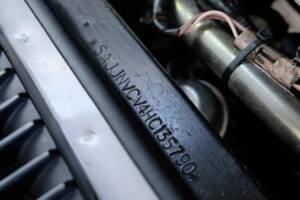 Image 32/47 of Jaguar XJ-SC 5.3 (1987)
