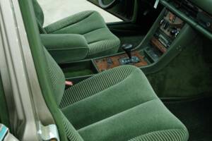 Bild 29/50 von Mercedes-Benz 300 SEL (1986)