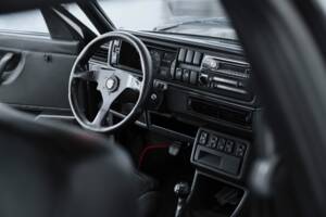 Image 23/39 of Volkswagen Golf Mk II GTi 16V 1.8 (1991)