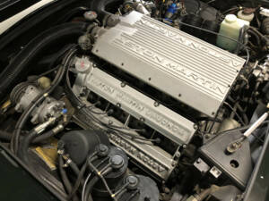 Immagine 32/32 di Aston Martin V8 Volante (1982)