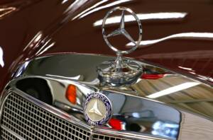 Bild 9/39 von Mercedes-Benz 220 SE b (1964)