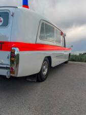 Image 3/51 of Cadillac Ambulance Carrosserie Köng (1964)