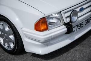 Image 13/33 de Ford Escort turbo RS (1986)