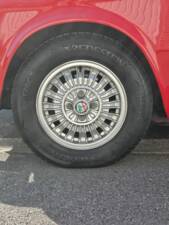Image 7/50 of Alfa Romeo 2000 Berlina (1973)