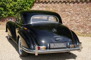 Image 47/50 of Mercedes-Benz 300 S (1953)