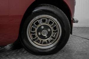 Bild 47/50 von MG MGB GT V8 (1976)