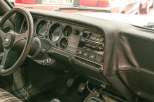 Image 31/34 of Ford Capri 2,8i (1981)