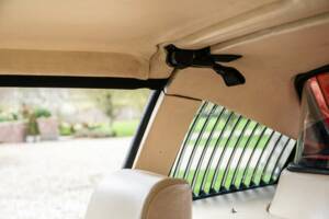 Afbeelding 33/49 van Ferrari 328 GTS (1989)