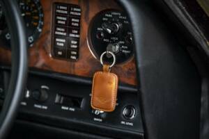 Image 21/37 of Bentley Corniche I (1978)