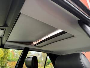 Bild 17/27 von Mercedes-Benz 500 E (1992)
