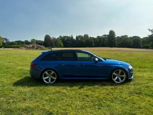 Imagen 9/40 de Audi RS4 Avant (2014)