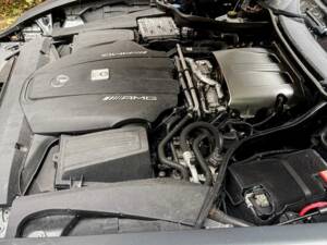 Image 3/25 of Mercedes-AMG GT-S (2015)
