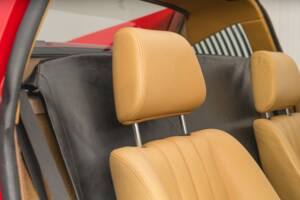 Bild 30/43 von Ferrari 328 GTS (1985)