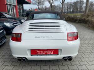Bild 17/20 von Porsche 911 Carrera S (2006)