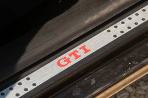 Bild 41/43 von Volkswagen Golf IV 1.8T GTI (2002)