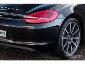 Image 29/36 of Porsche Boxster (2015)