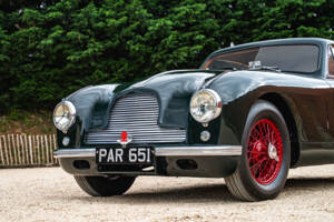 Image 12/34 of Aston Martin DB 2 (1953)