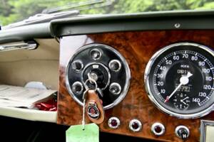 Afbeelding 39/50 van Aston Martin DB 2&#x2F;4 Mk II (1955)