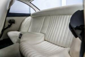 Bild 25/30 von Ferrari 330 GT 2+2 (1964)