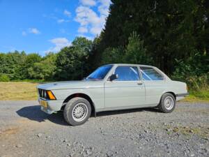 Image 8/64 of BMW 320&#x2F;4 (1977)