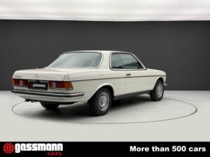 Bild 8/15 von Mercedes-Benz 280 C (1978)