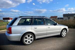 Image 7/50 of Audi S4 Avant (2001)
