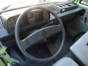 Image 9/15 of Volkswagen T3 Caravelle GL 1.9 (1990)