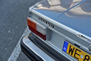 Image 12/38 de Volvo 244 DLS (1977)