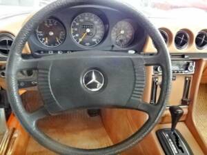 Bild 11/22 von Mercedes-Benz 280 SLC (1976)