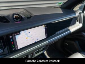 Bild 8/31 von Porsche Cayenne Coupé E-Hybrid (2026)