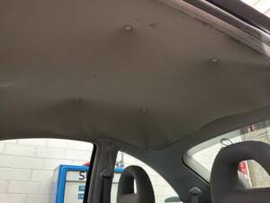 Bild 10/17 von Volkswagen New Beetle 1.4 (2002)